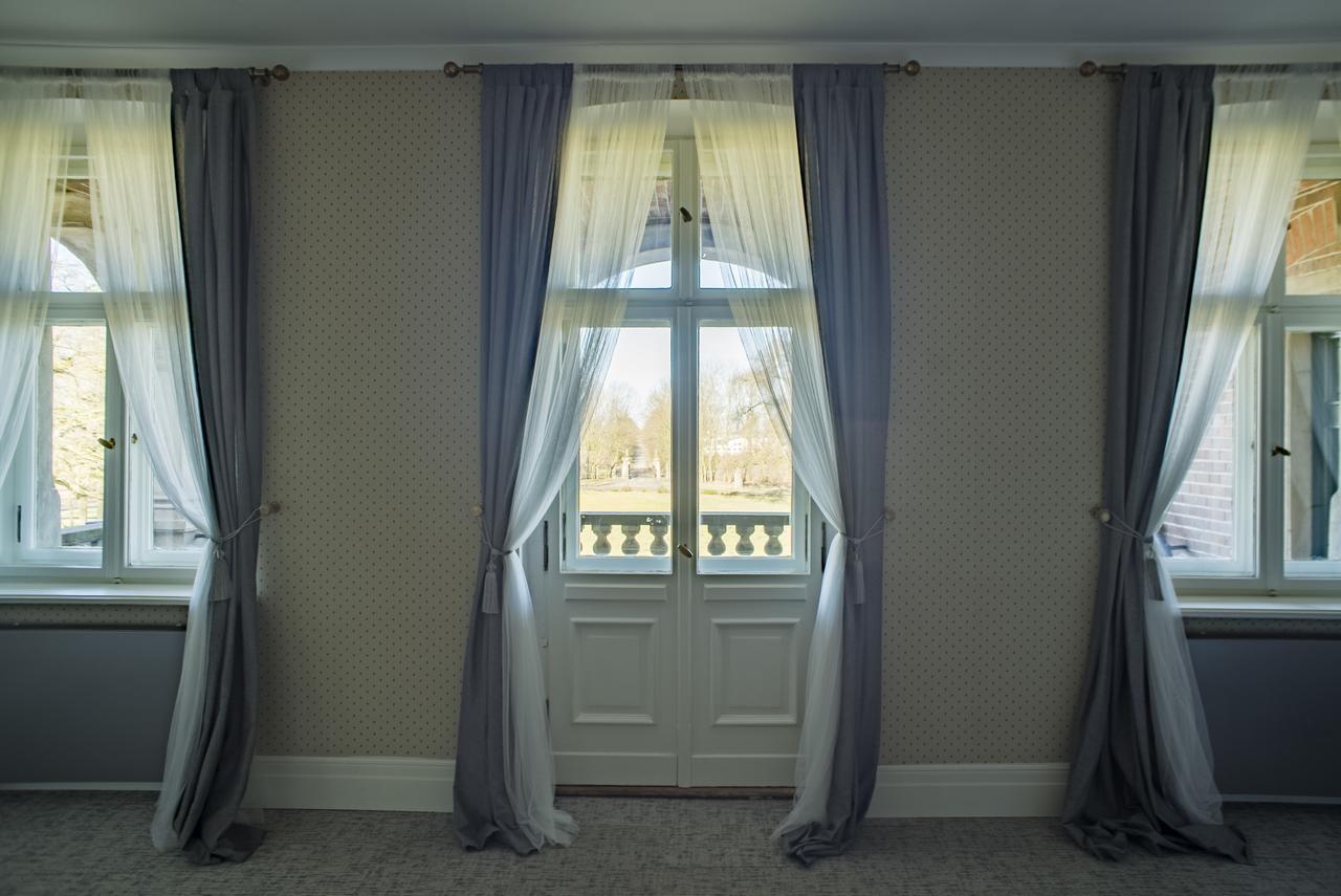 Palac Kobylniki Hotel Obrzycko Luaran gambar